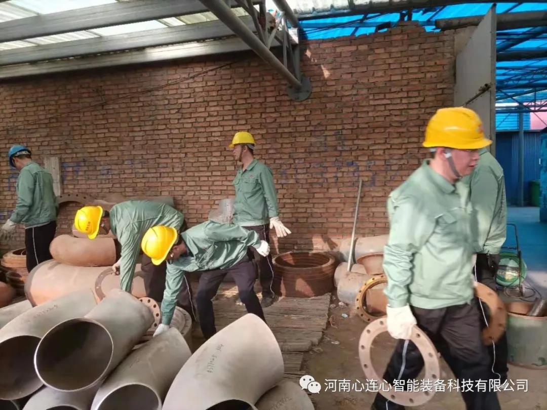 心連心智能裝備黨支部開展到“生產(chǎn)中去！”活動